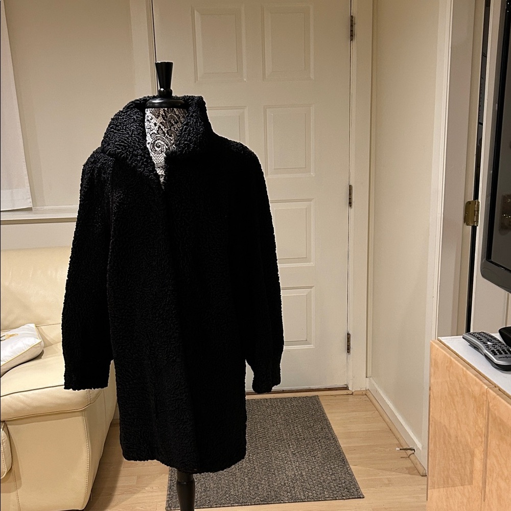 Elegant Black Teddy Jacket
